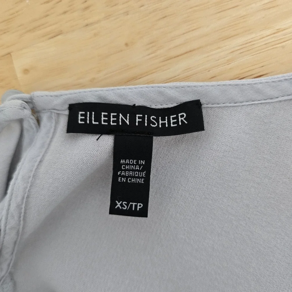 Eileen Fisher Light Blue Crepe Ruffle Bell Sleeve Blouse‎ XS Round Neck Keyhole